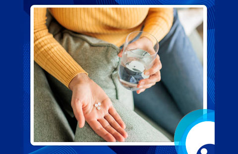 El departamento de Salud y Servicios Humanos de EE. UU. (HHS) anunció el, 10 de noviembre de 2025 una acción histórica para eliminar las amplias advertencias en las "etiquetas negras" de los productos de Terapia Hormonal para la menopausia (THM)